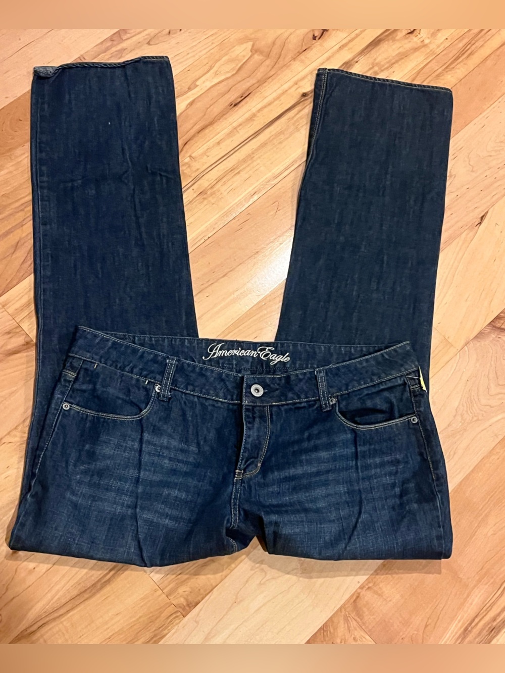 Ladies size 16/ 18 X Long- American Eagle "77 straight" jeans